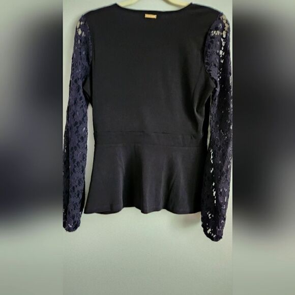NEW CLASSIC BLOUSE MICHAEL KORS BLACK COLOR SIZE S VERY BEAUTIFUL. - Picture 4 of 4